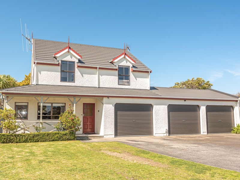 11 Akepiro Place, Tawhero, Whanganui - Carousel 1