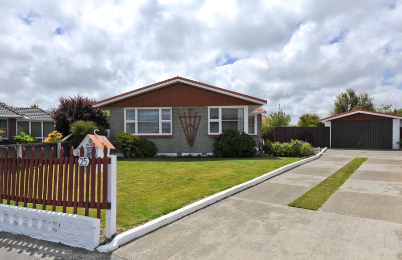 25 Logie Place, Bromley, Christchurch - Carousel 1