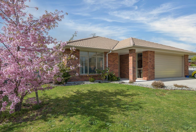 24 Kinder Place, Ngongotaha, Rotorua - Carousel 1