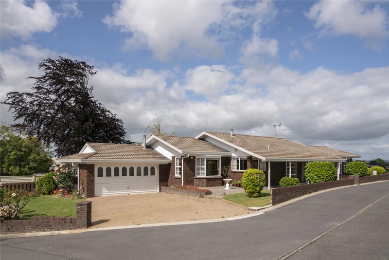 122 Pembroke Street, Hamilton Lake, Hamilton - Carousel 2