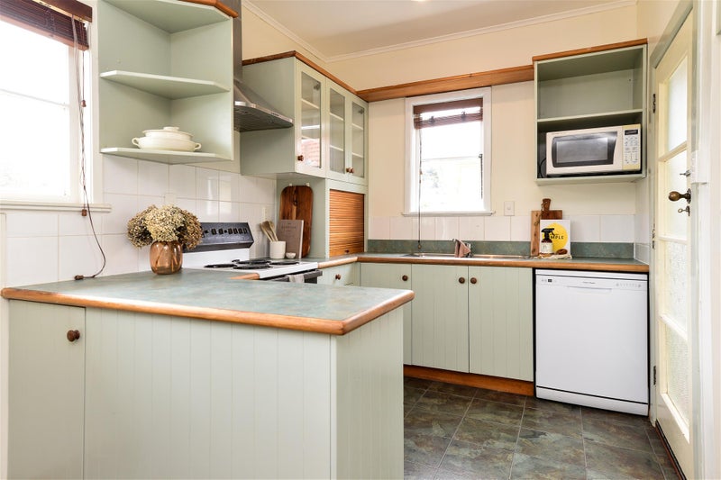 5 Galway Avenue, Hamilton East, Hamilton - Carousel 2