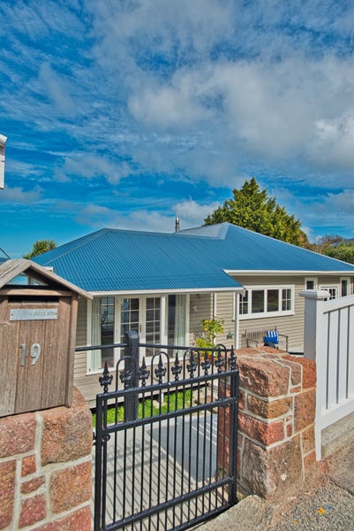 19 Days Road, Lyttelton - Carousel 2