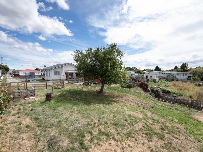 10 Ngareta Street, Marton - Carousel 20