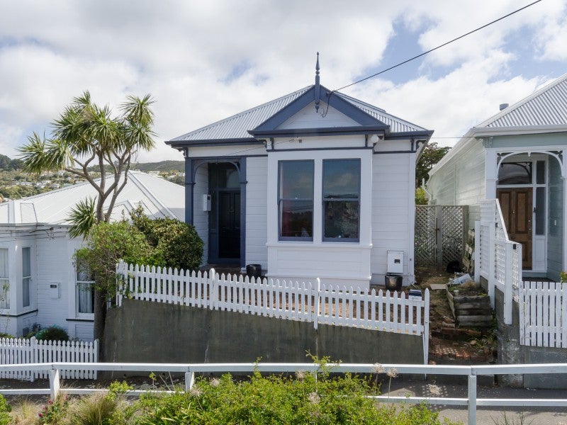 10 Hadfield Terrace, Kelburn, Wellington - Carousel 1