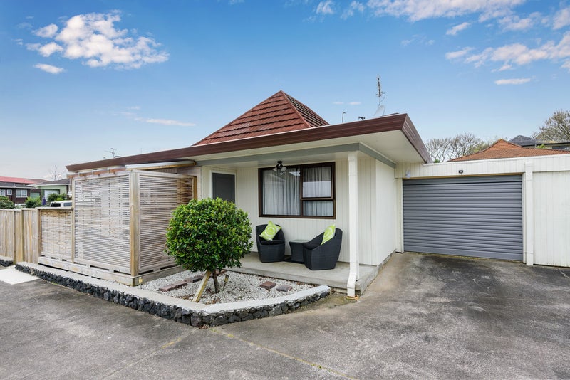 1/23 Rapallo Place, Farm Cove, Auckland - Carousel 2