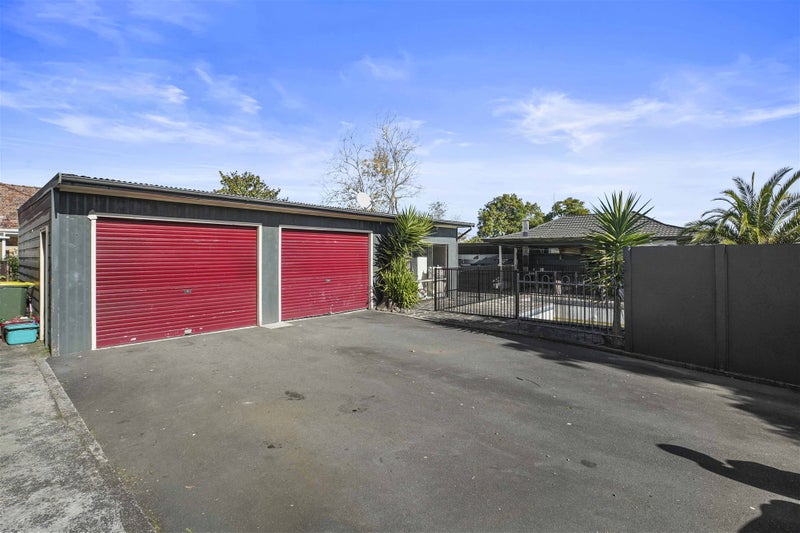 290 Cambridge Road, Hillcrest, Hamilton - Carousel 2