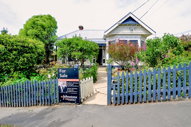 19 Ryehill Street, Calton Hill, Dunedin - Carousel 1