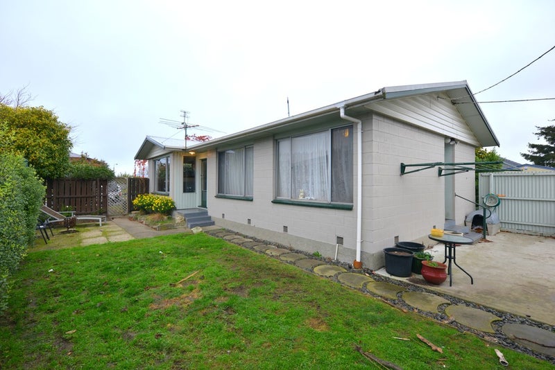 1 Florida Street, Hornby, Christchurch - Carousel 2