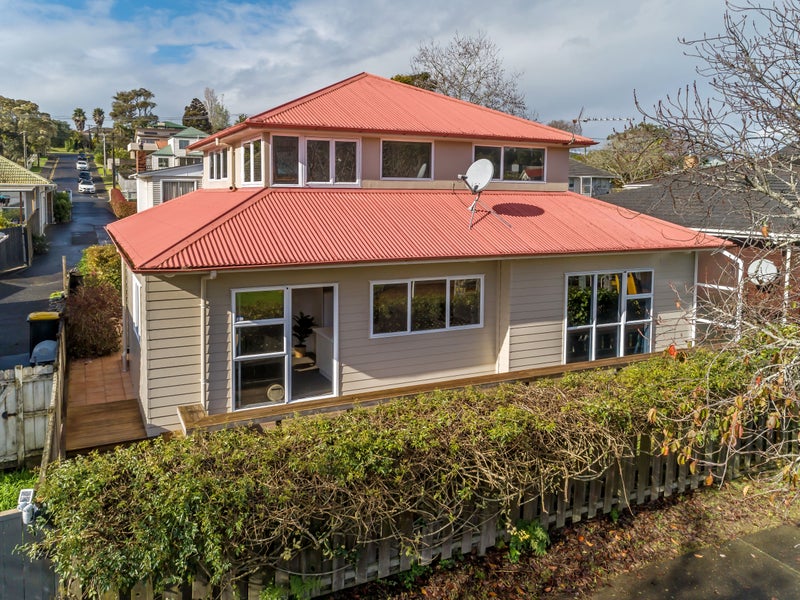 2/26 Elliott Avenue, Bayview, Auckland - Carousel 1