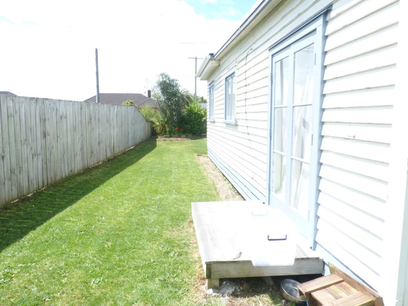17 Balloch Street, Fairfield, Hamilton - Carousel 7