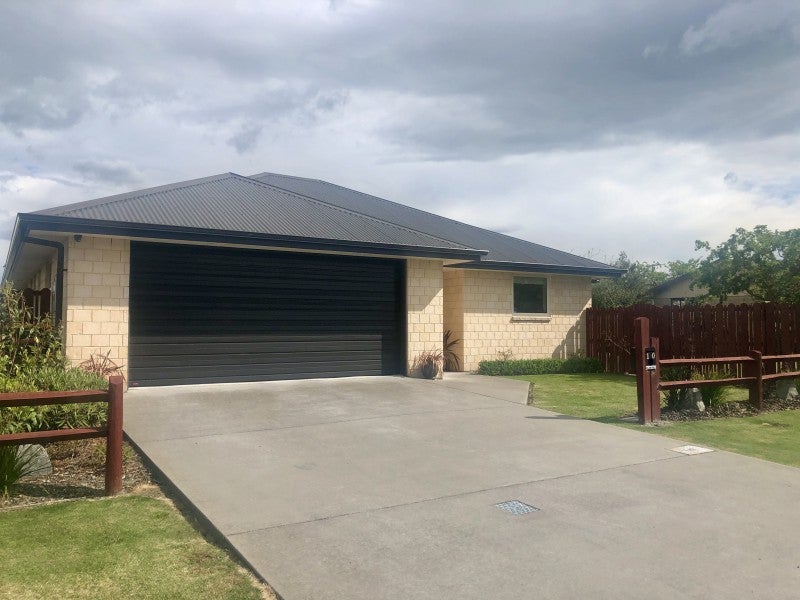 10 Thomson Street, Tinwald, Ashburton - Carousel 1