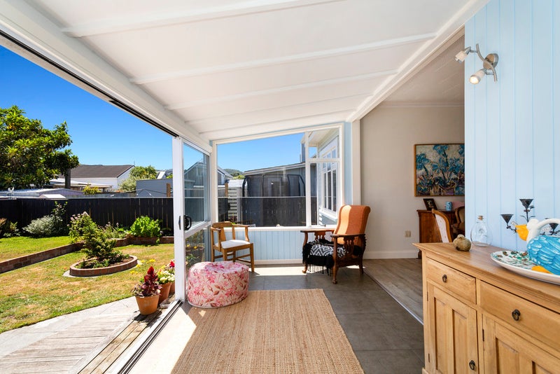 1 King Street, Petone, Lower Hutt - Carousel 1