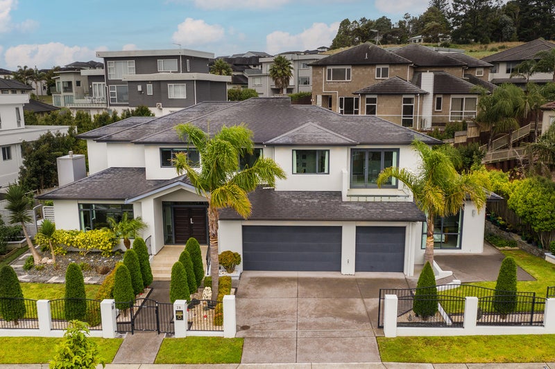 20 Skye Road, East Tamaki Heights, Auckland - Carousel 1