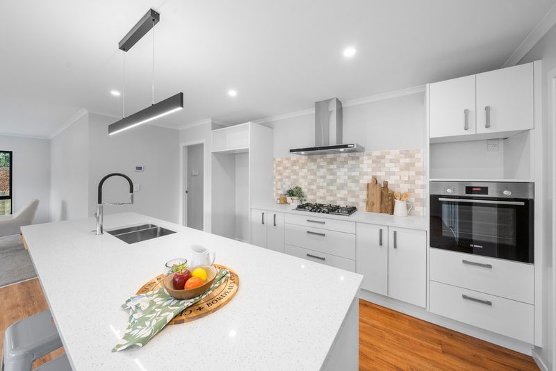 21 Prestbury Grove, Churton Park, Wellington - Carousel 2