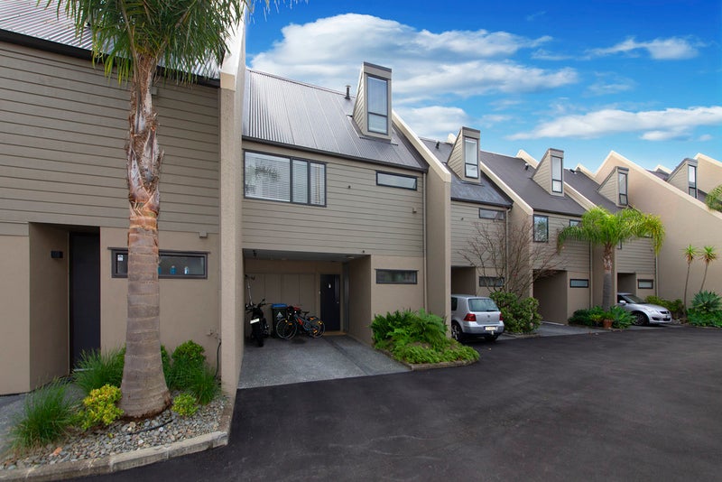 2/47 Jervois Road, Herne Bay, Auckland - Carousel 1