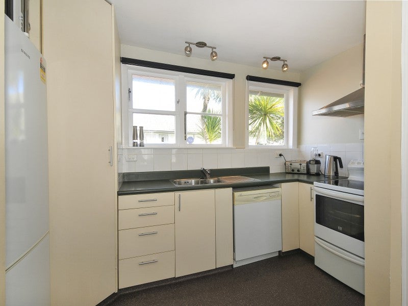 1171 Taita Drive, Taita, Lower Hutt - Carousel 2
