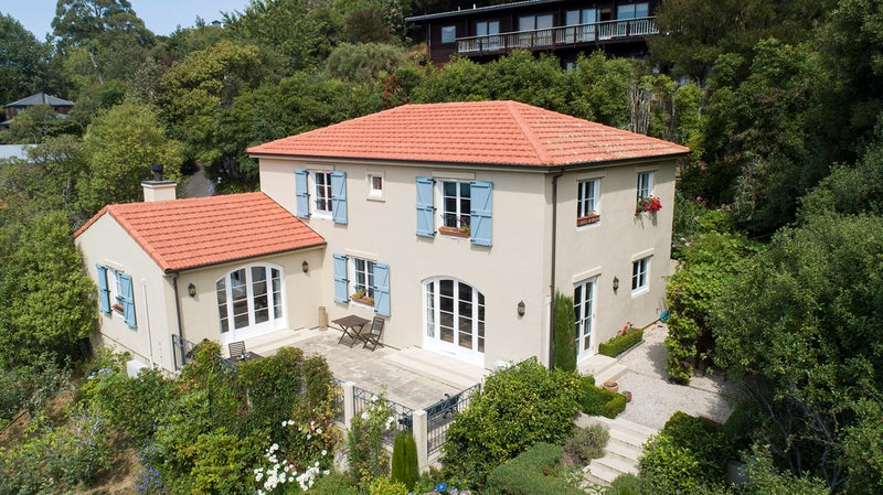 6 Main Road, Lyttelton - Carousel 1