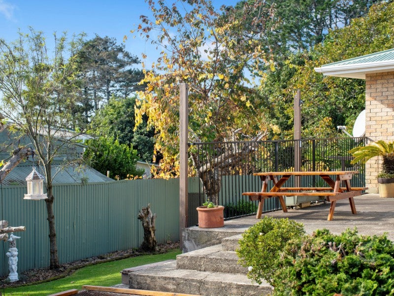 10 Filton Avenue, Brookfield, Tauranga - Carousel 2