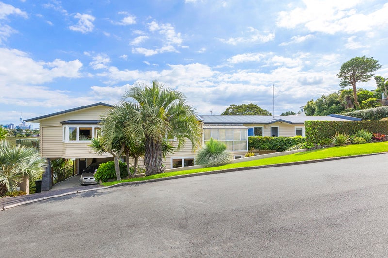 1 Wesley Street, Devonport, Auckland - Carousel 2