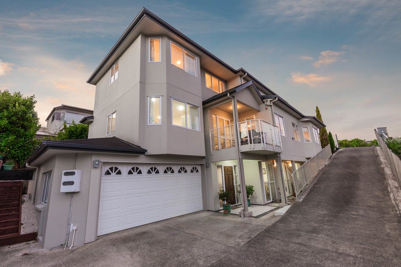 21 Hendry Avenue, Hillsborough, Auckland - Carousel 2
