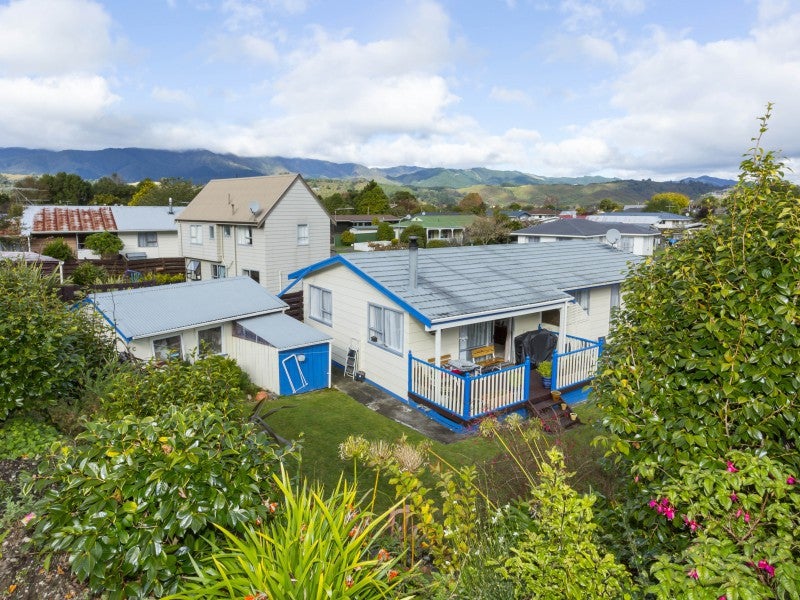 65 Hartford Crescent, Totara Park, Upper Hutt - Carousel 22