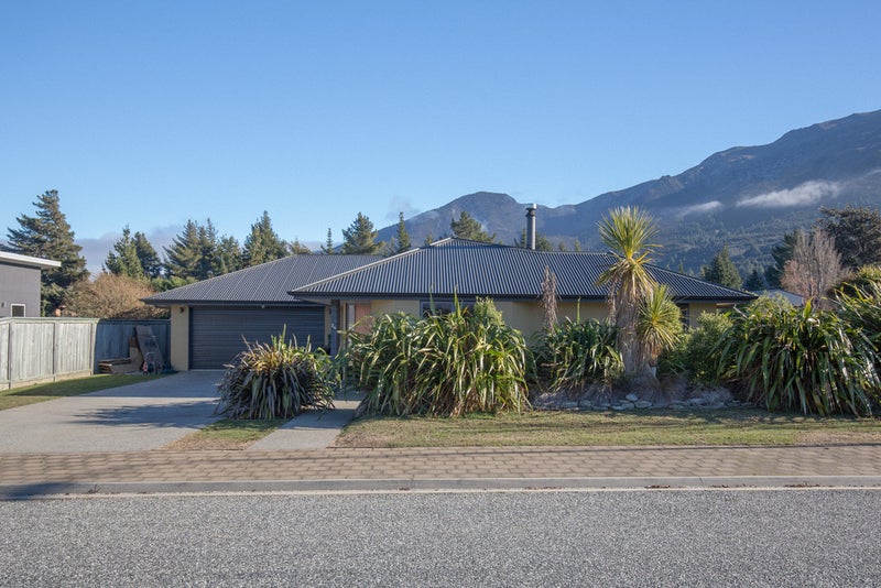 24 Little Maude Drive, Wanaka - Carousel 1