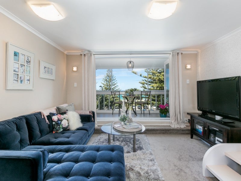 247 Marine Parade, Napier South, Napier - Carousel 1