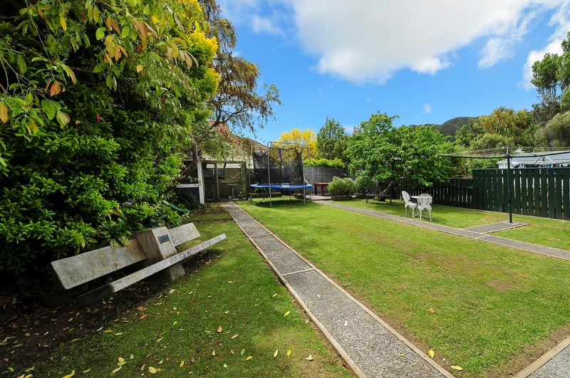 15 Malone Road, Waterloo, Lower Hutt - Carousel 23