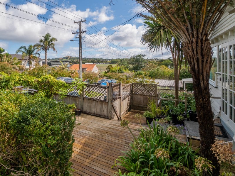 1 Peach Parade, Remuera, Auckland - Carousel 2