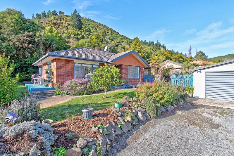 5 Westley Place, Bishopdale, Nelson - Carousel 2