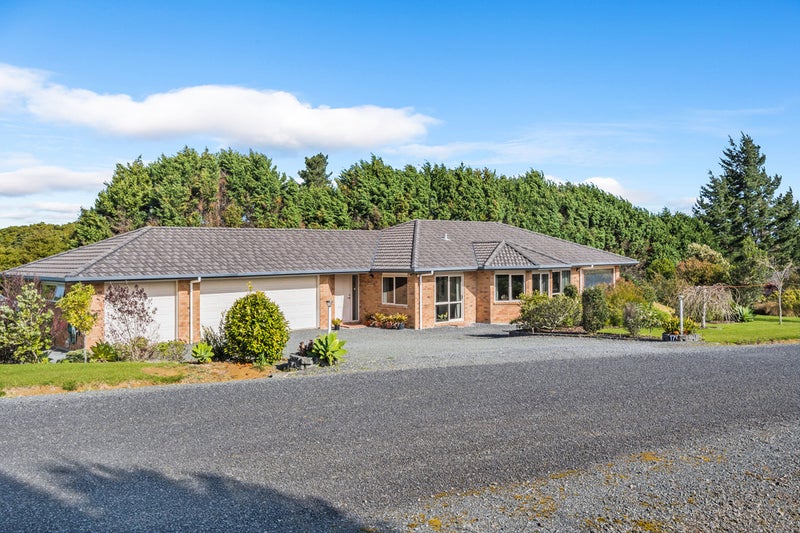 17 Bretts Place, Kamo - Carousel 1