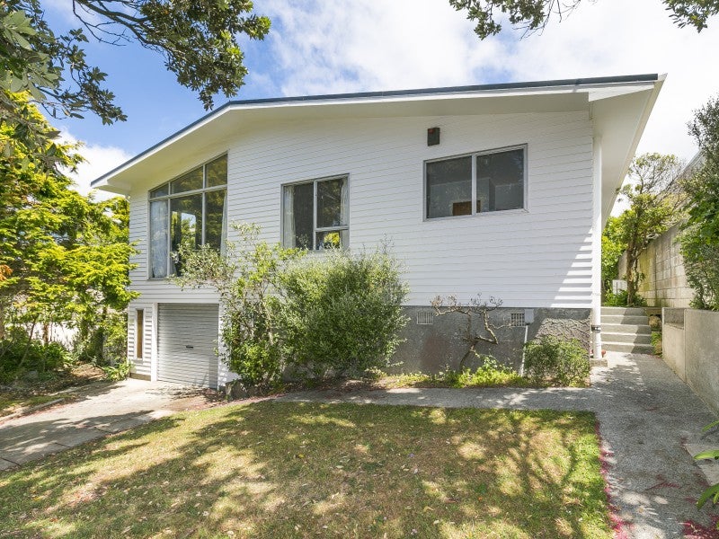 23 Akaroa Drive, Maupuia, Wellington - Carousel 1