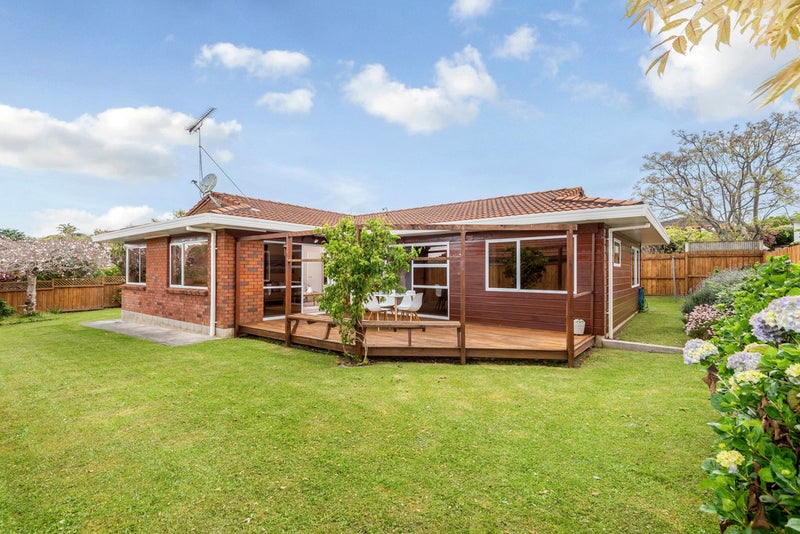 2/52 Clydesdale Avenue, Somerville, Manukau - Carousel 2