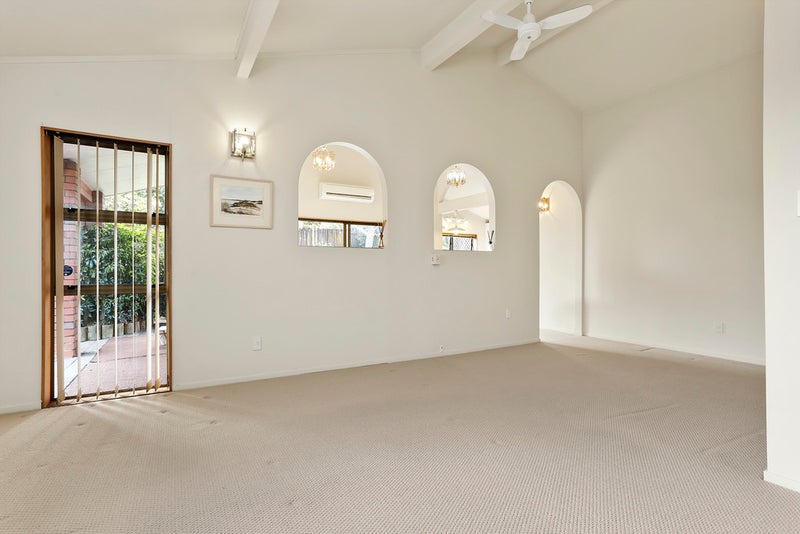 9 Venus Place, Half Moon Bay, Auckland - Carousel 26