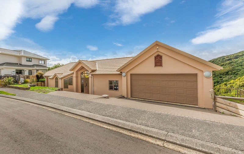 49 Landsdowne Terrace, Karori, Wellington - Carousel 2
