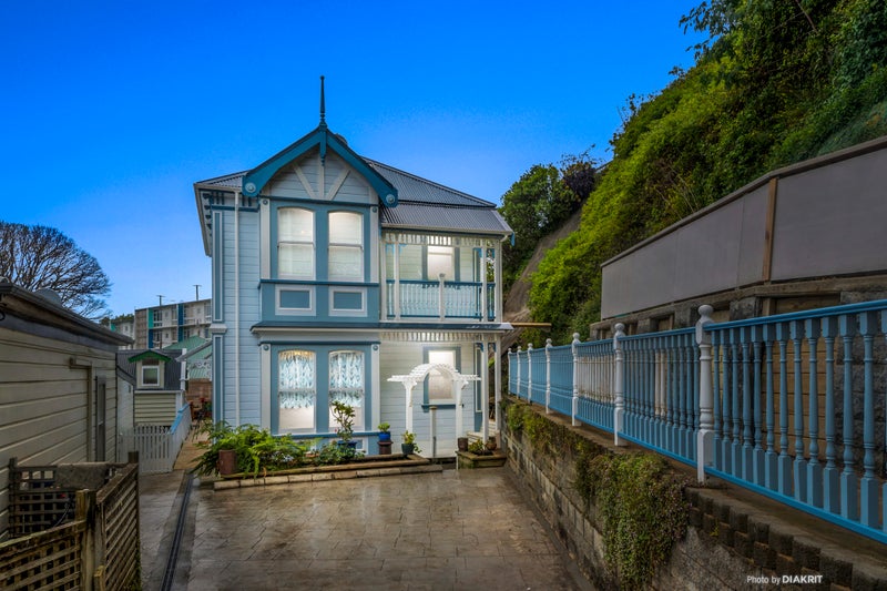 15 Vallance Street, Kilbirnie, Wellington - Carousel 1