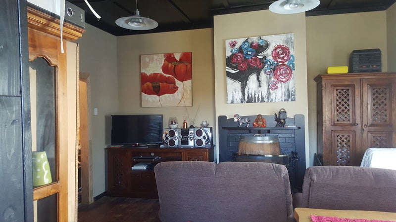 18 Matai Street, Maeroa, Hamilton - Carousel 2