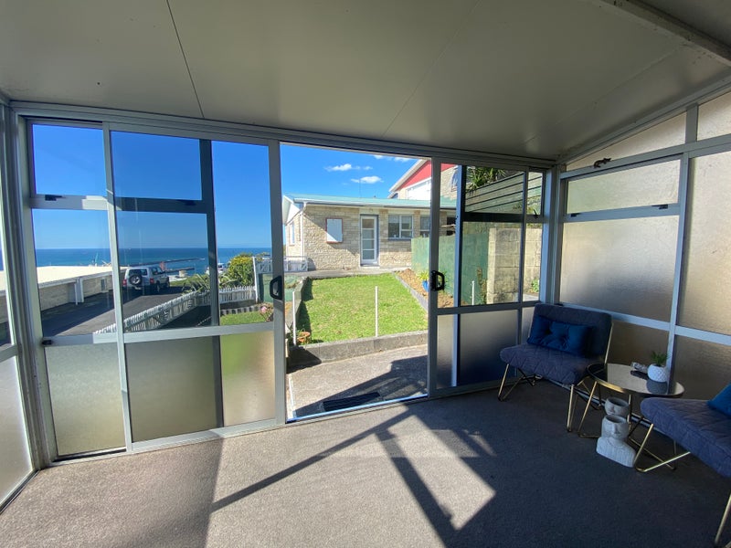 C/27 Port View Crescent, Moturoa, New Plymouth - Carousel 2