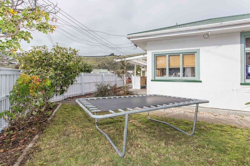 2 Whitfield Street, Sumner, Christchurch - Carousel 17