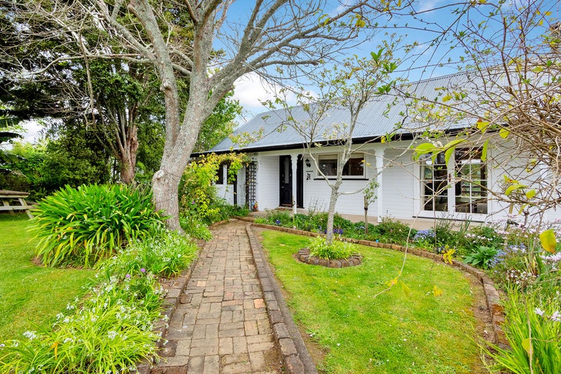 31 Mcrobbie Road, Papakura - Carousel 2