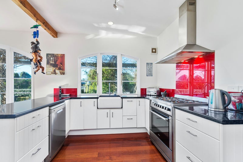 31 Walford Drive, Lynmore, Rotorua - Carousel 2