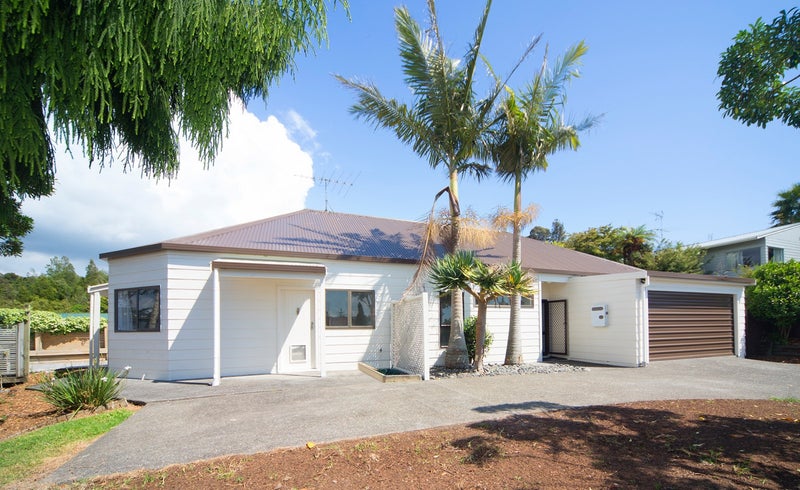 33 CORRIC HILL, Torbay, Auckland - Carousel 1