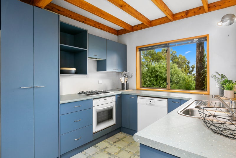 10 Calvert Place, Shiel Hill, Dunedin - Carousel 2