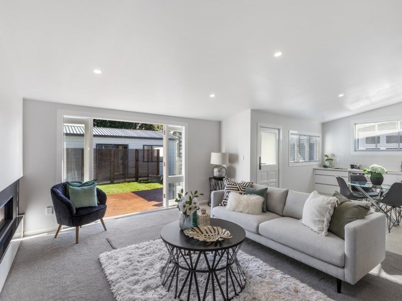 5 Bay Street, Petone, Lower Hutt - Carousel 2