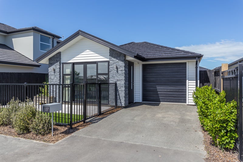 17 Noodlum Way, Halswell, Christchurch - Carousel 1