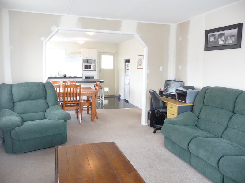 160 Tremaine Avenue, Westbrook, Palmerston North - Carousel 1