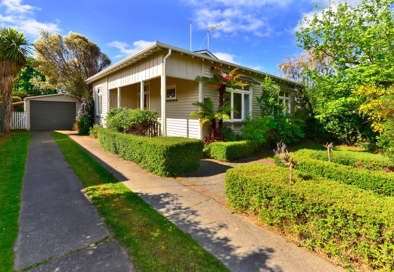 19 Martin Avenue, Beckenham, Christchurch - Carousel 1