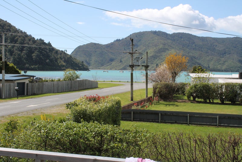 16 Renata Road, Ōkiwi Bay - Carousel 1