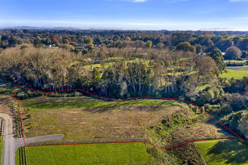 8 Harri Jay Rise, Tamahere - Carousel 1