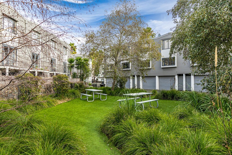 12 Dovedale Place, Parnell, Auckland - Carousel 11